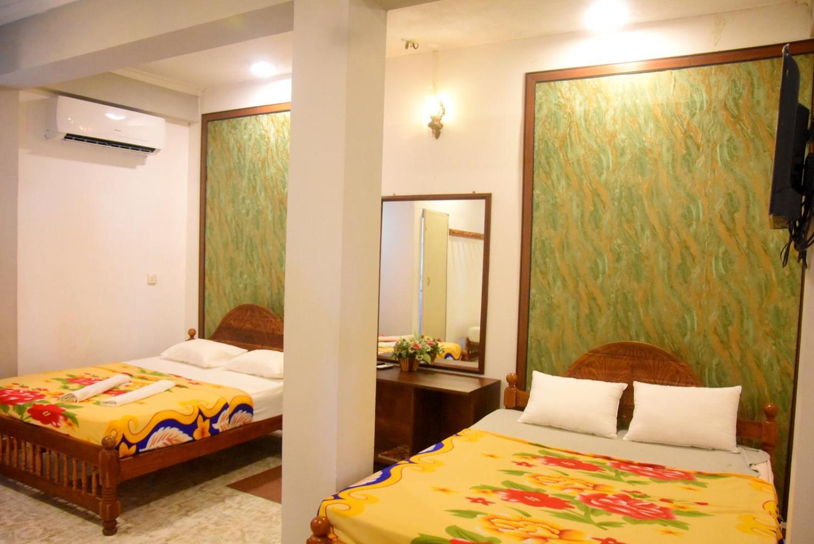 Meera Homestay & Guest House Анурадхапура Экстерьер фото